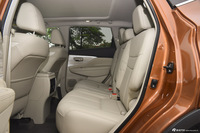 2015款楼兰 2.5L自动XL两驱智尚版