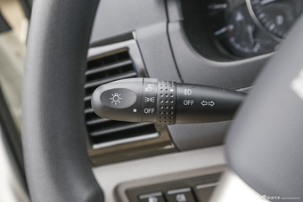 2014款北汽威旺M20 1.5L手动标准型