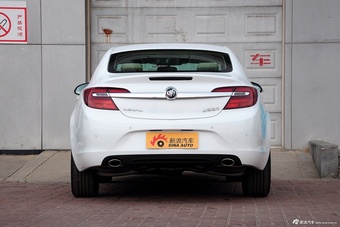 2015款君威2.0L自动领先时尚型