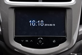 2014款爱唯欧三厢1.6L自动风尚型