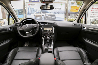 2016款雪铁龙C4世嘉1.6T自动 THP旗舰型图片