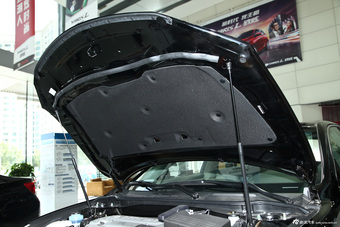 2013款凯美瑞200G 2.0L自动经典豪华版