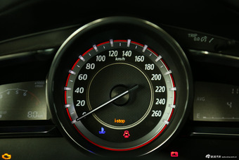 2016款马自达3昂克赛拉1.5L手动三厢舒适型