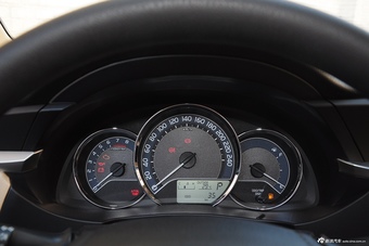 2015款雷凌1.6E CVT新锐版