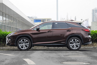 2016款雷克萨斯RX 3.5L自动450h四驱尊贵版
