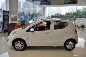 2013款奥拓1.0L手动豪华型