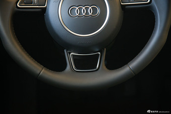 2016款改款奥迪A5 2.0T自动cabriolet 45TFSI进取型