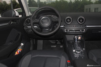 2015款奥迪A3 Limousine 1.8T自动40TFSI舒适型