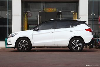 2016款比亚迪宋2.0TID自动旗舰型