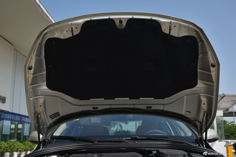 2016款沃尔沃S60L 2.0T自动 T5智驭版