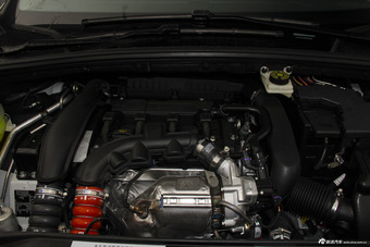 2013款雪铁龙C4L 1.6THP自动劲智版