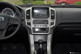 2012款奥轩GX5 2.0L手动两驱时尚版