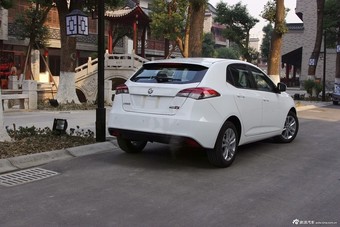 2014款MG5 1.5T自动豪华型
