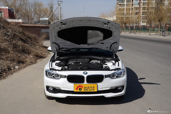 2016款宝马3系 1.6T自动316Li时尚型