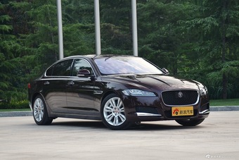 2017款捷豹XFL 2.0T自动240PS奢华版