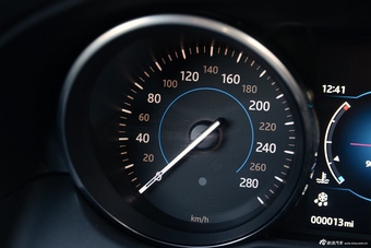 2016款捷豹XF 3.0T自动两驱风华版