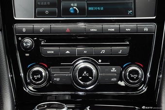 2015款捷豹XJL80周年版