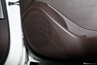 2014款纳智捷 5 Sedan荣耀导航版 1.8T自动尊贵型