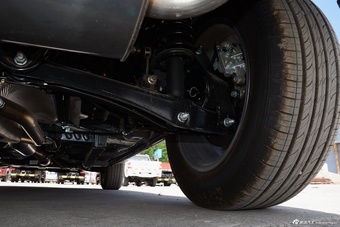 2016款北汽威旺S50 1.5T欢动尊贵型