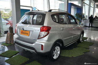 2014款长安CX20 1.4L手动天窗导航版