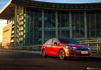 2016款东风雪铁龙全新C4L