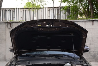 2016款长城哈弗H6 Coupe 1.5T自动两驱精英型