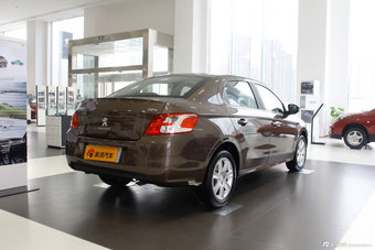 2013款标致301 1.6L自动尊贵版到店实拍