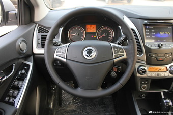 2014款柯兰多2.0L 汽油两驱自动豪华导航版到店实拍