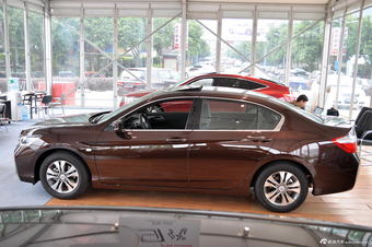 2014款雅阁2.0EX豪华版