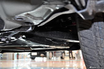 2013款威飒2.7L四驱豪华版