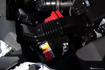 雪铁龙C4 Aircross 2 0L四驱豪华版