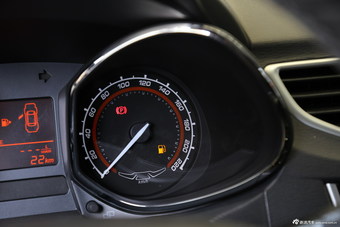 2015款艾瑞泽3 1.5L自动够劲版