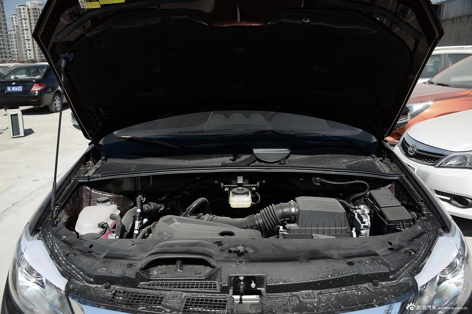 2016款比亚迪S7 2.0T自动尊贵型Plus