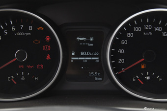 2015款智跑 2.0L手动两驱GLS