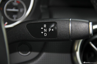 2015款奔驰A180 1.6T自动