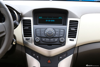 2015款科鲁兹 1.5L 手动经典 SL MT