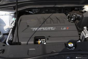 2015款哈弗H6运动版1.5T自动两驱尊享型