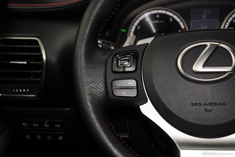 2015款雷克萨斯NX 200t全驱 F SPORT