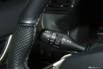 2014款雷克萨斯GS 2.5L自动250 F-Sport