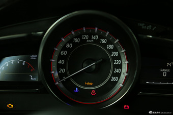 2016款马自达3昂克赛拉1.5L手动两厢舒适型