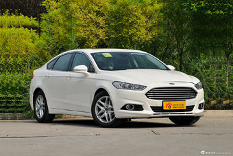 2013款蒙迪欧 2.0L GTDi200 豪华型