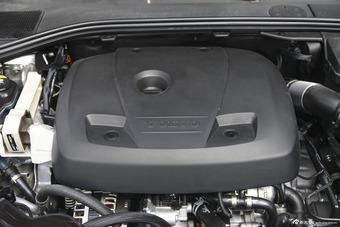 2016款沃尔沃S60L 2.0T自动 T5智驭版