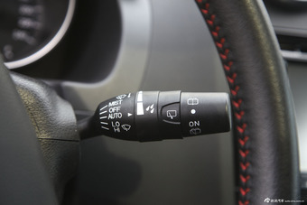 2015款哈弗H6升级版1.5T手动两驱尊贵型