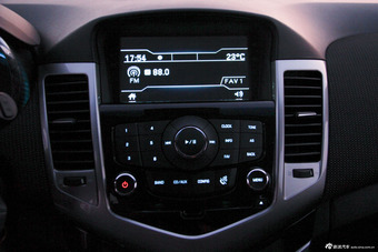 2013款科鲁兹掀背1.6L自动豪华版