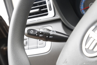 2015款骏派D60 1.8L自动舒适型