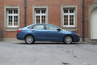 2015款英朗18T双离合精英型