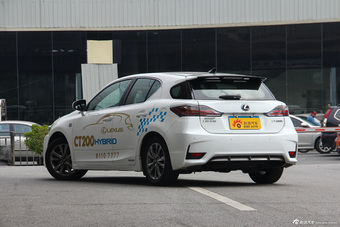 2014款雷克萨斯CT 1.8L自动200h F-Sport双色
