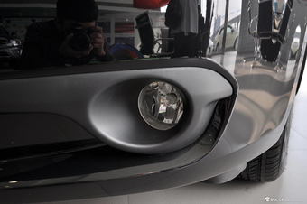 2012款奔腾B90 2.0L手动豪华型