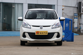 2015款奔奔1.4L手动豪华型国5