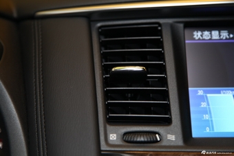 2013款英菲尼迪QX80 5.6L四驱